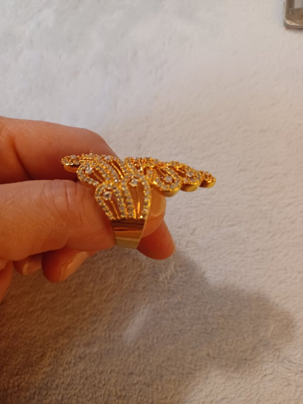 18k YG GF Rhinestone Ring - Picture 7 of 8